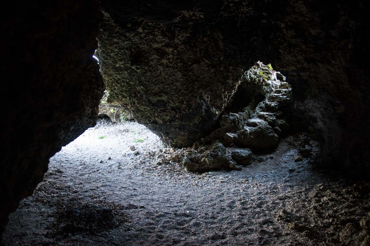 ウドゥイガマの洞穴(ガマ)